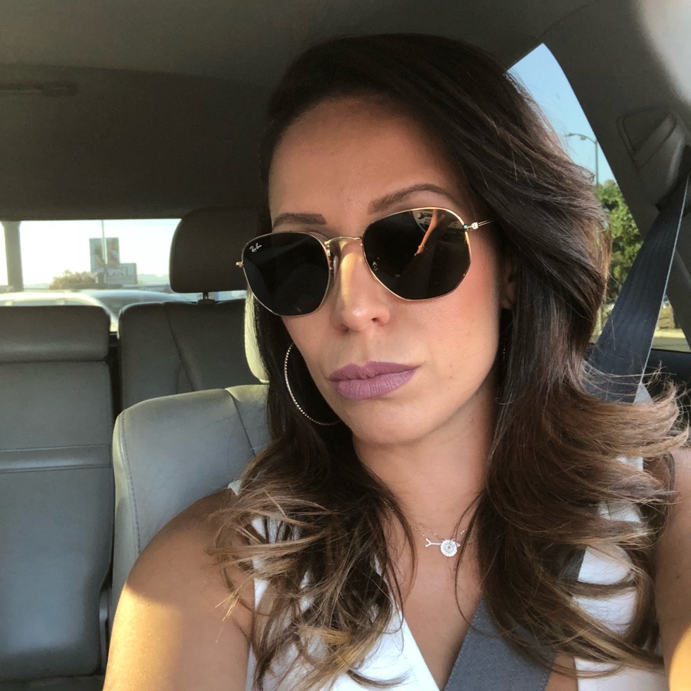 Meet your Posher, Karen